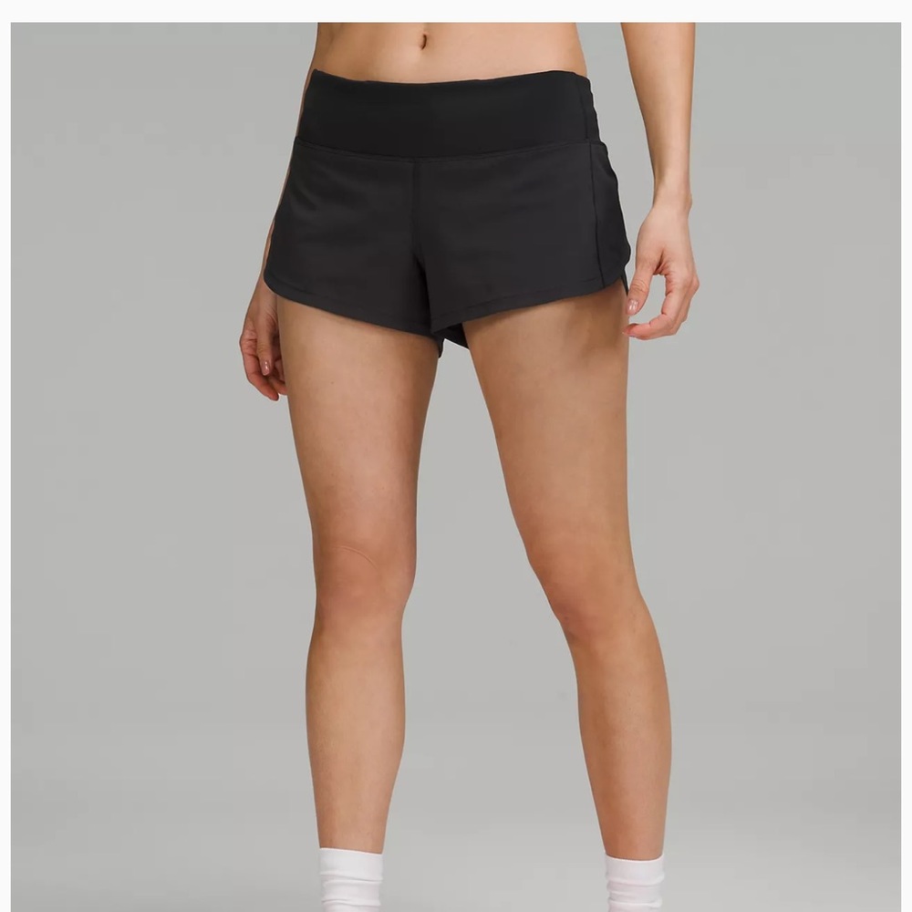 Lululemon Speed Up Low-Rise Lined Short 2.5" black